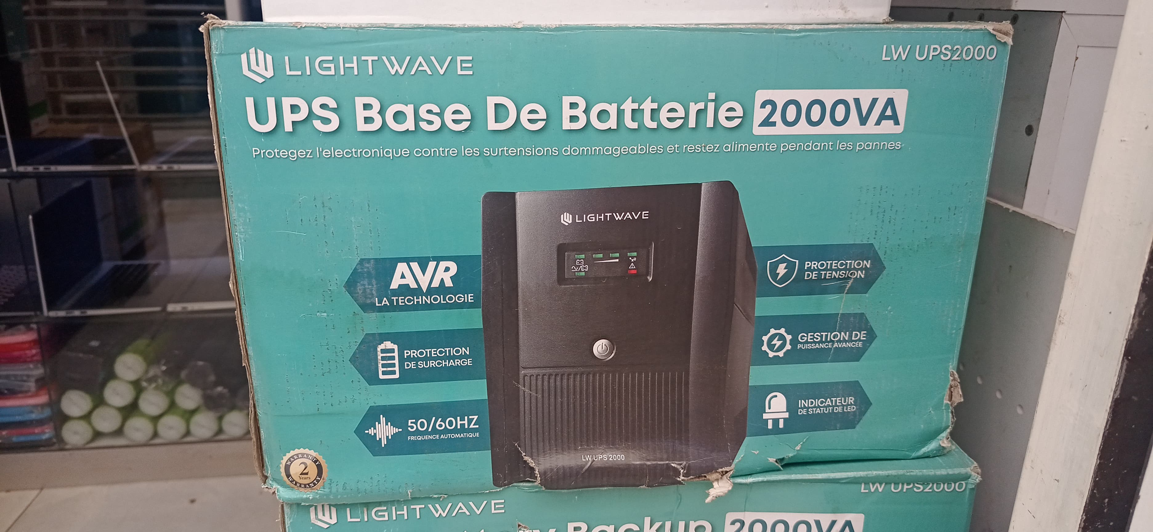Light wave ups 2000VA