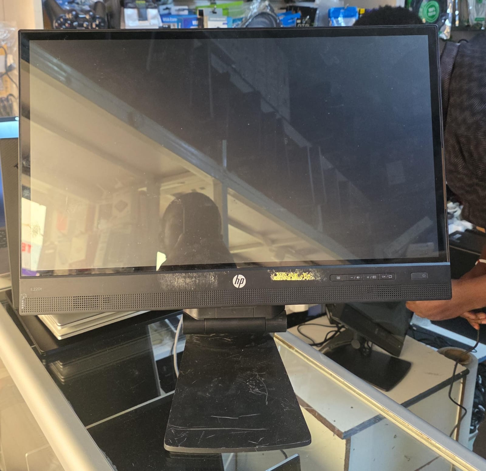 Hp E220t... Touchscreen monitor