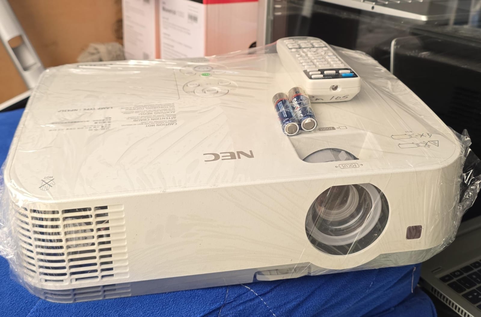 NEC ME331W ExUk projector